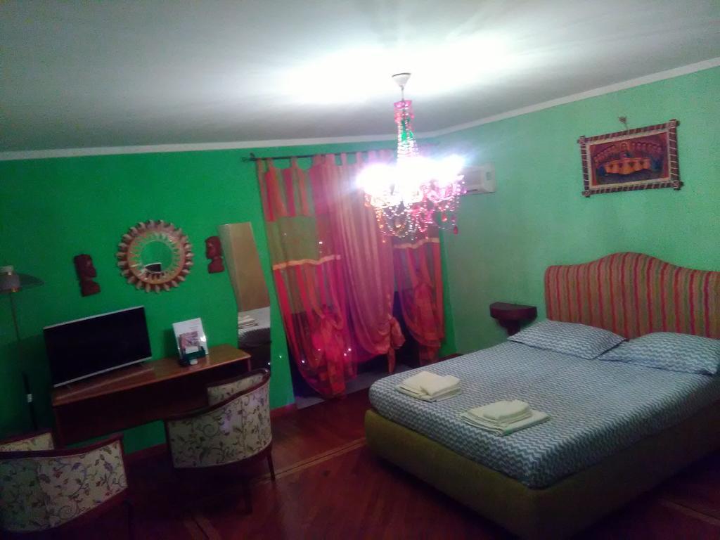B&B Zia Sua Napels Buitenkant foto